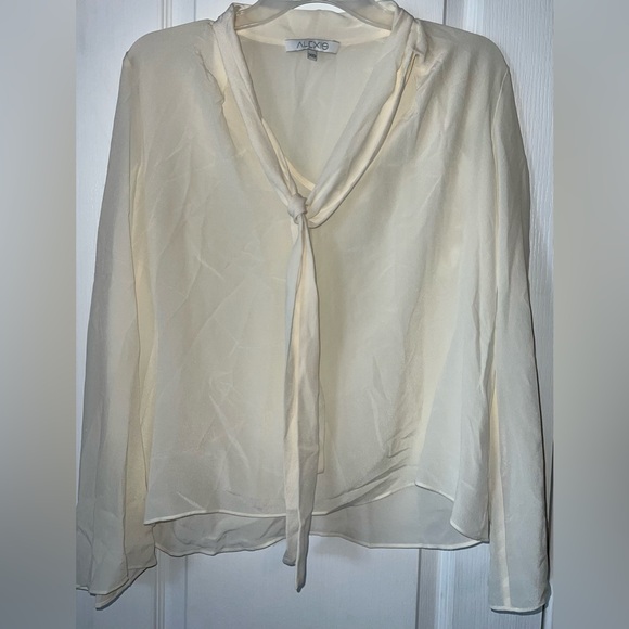 NWOT ALEXIS 100% Silk White Neck Tie Button Front Blouse Top Long Sleeve XS - Picture 1 of 7